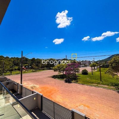 Casa com 156m², 3 quartos (sendo 1 suíte), 1 garagem, no bairro Rio Vermelho em Florianópolis