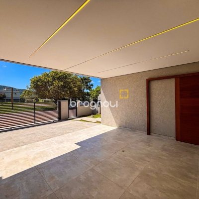 Casa com 156m², 3 quartos (sendo 1 suíte), 1 garagem, no bairro Rio Vermelho em Florianópolis