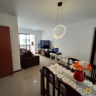 Apartamento com 108m², 3 quartos (sendo 1 suíte), 1 garagem, no bairro Balneário em Florianópolis