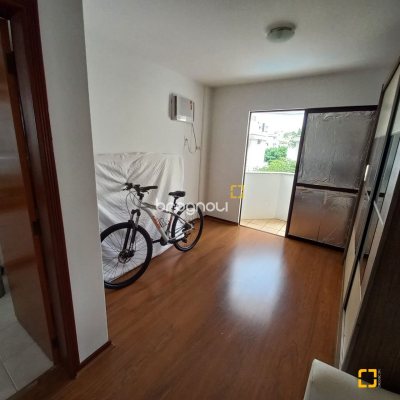 Apartamento com 108m², 3 quartos (sendo 1 suíte), 1 garagem, no bairro Balneário em Florianópolis