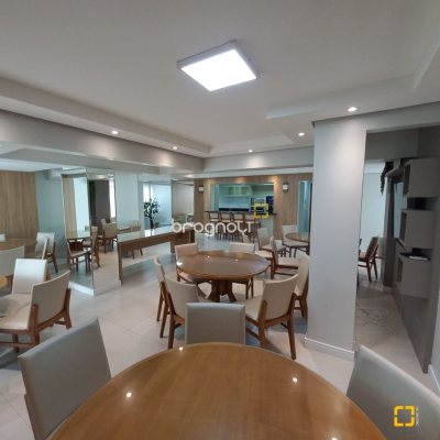 Apartamento com 108m², 3 quartos (sendo 1 suíte), 1 garagem, no bairro Balneário em Florianópolis