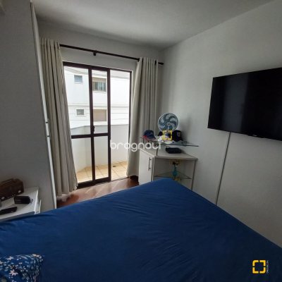 Apartamento com 108m², 3 quartos (sendo 1 suíte), 1 garagem, no bairro Balneário em Florianópolis