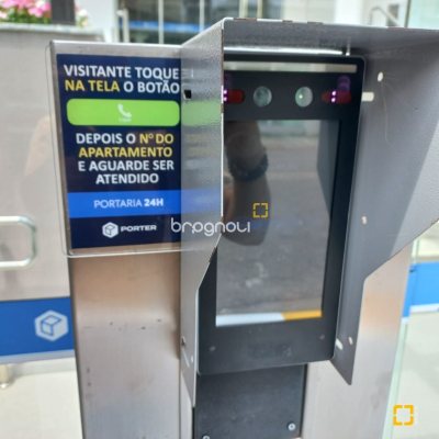 Apartamento com 108m², 3 quartos (sendo 1 suíte), 1 garagem, no bairro Balneário em Florianópolis