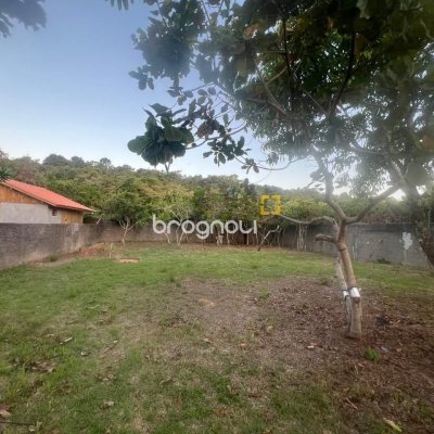Casa com 195m², 4 quartos (sendo 2 suítes), 6 garagens, no bairro Ingleses em Florianópolis