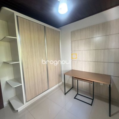 Casa com 240m², 5 quartos (sendo 1 suíte), 3 garagens, no bairro Itaguaçu em Florianópolis