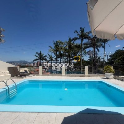 Casa com 240m², 5 quartos (sendo 1 suíte), 3 garagens, no bairro Itaguaçu em Florianópolis