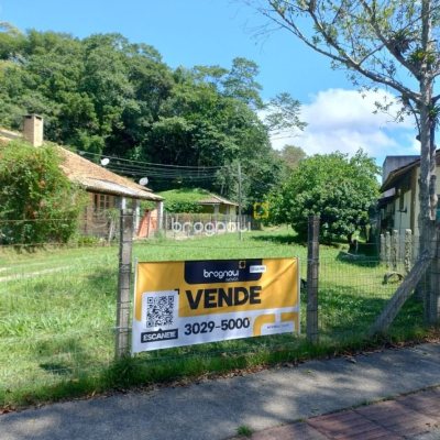 Terreno com 3657m², no bairro Ratones em Florianópolis