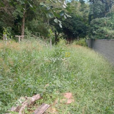 Terreno com 3657m², no bairro Ratones em Florianópolis