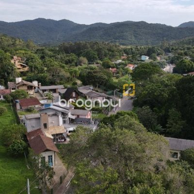 Terreno com 3657m², no bairro Ratones em Florianópolis
