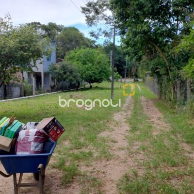 Terreno com 3657m², no bairro Ratones em Florianópolis