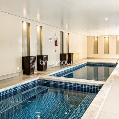 Cobertura com 166m², 2 quartos (sendo 2 suítes), 3 garagens, no bairro Campeche em Florianópolis