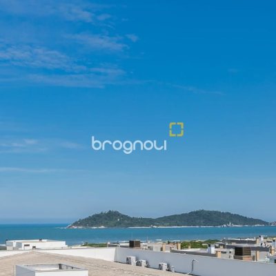 Cobertura com 166m², 2 quartos (sendo 2 suítes), 3 garagens, no bairro Campeche em Florianópolis