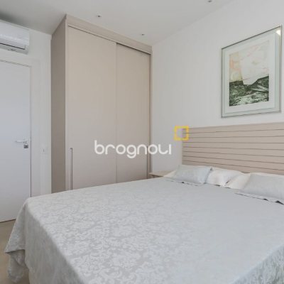 Cobertura com 166m², 2 quartos (sendo 2 suítes), 3 garagens, no bairro Campeche em Florianópolis