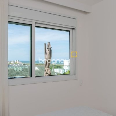 Cobertura com 166m², 2 quartos (sendo 2 suítes), 3 garagens, no bairro Campeche em Florianópolis