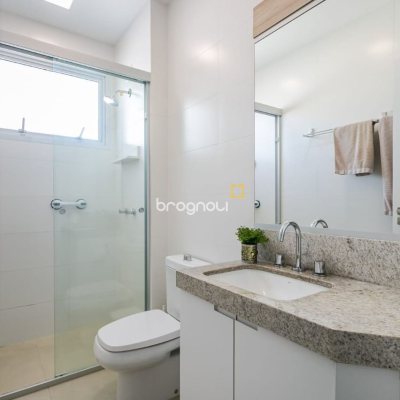 Cobertura com 166m², 2 quartos (sendo 2 suítes), 3 garagens, no bairro Campeche em Florianópolis