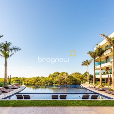 Cobertura com 166m², 2 quartos (sendo 2 suítes), 3 garagens, no bairro Campeche em Florianópolis