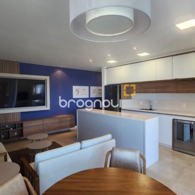 Cobertura com 166m², 2 quartos (sendo 2 suítes), 3 garagens, no bairro Campeche em Florianópolis