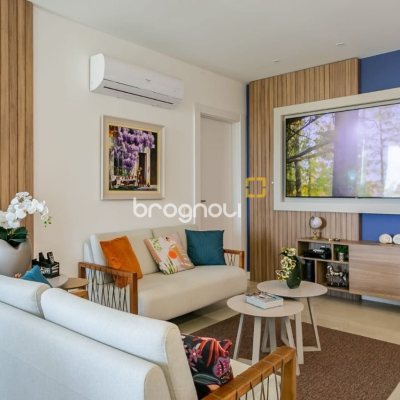 Cobertura com 166m², 2 quartos (sendo 2 suítes), 3 garagens, no bairro Campeche em Florianópolis