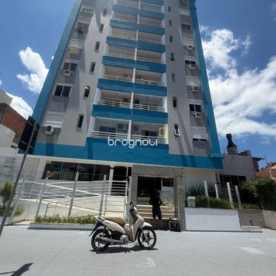 Apartamento com 123m², 2 quartos (sendo 1 suíte), 1 garagem, no bairro Estreito em Florianópolis