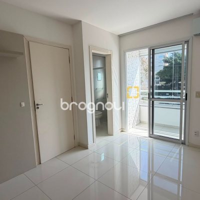Apartamento com 123m², 2 quartos (sendo 1 suíte), 1 garagem, no bairro Estreito em Florianópolis