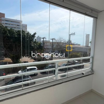 Apartamento com 123m², 2 quartos (sendo 1 suíte), 1 garagem, no bairro Estreito em Florianópolis