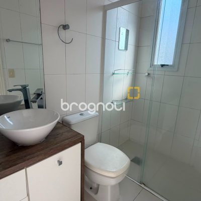 Apartamento com 123m², 2 quartos (sendo 1 suíte), 1 garagem, no bairro Estreito em Florianópolis