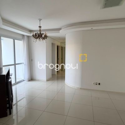 Apartamento com 123m², 2 quartos (sendo 1 suíte), 1 garagem, no bairro Estreito em Florianópolis