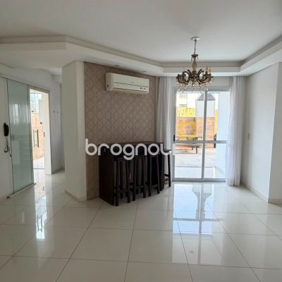 Apartamento com 123m², 2 quartos (sendo 1 suíte), 1 garagem, no bairro Estreito em Florianópolis