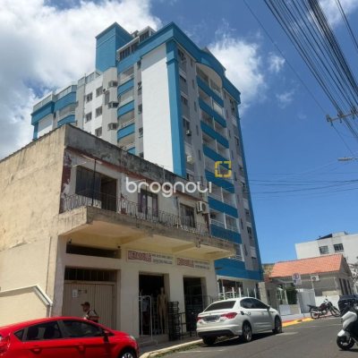 Apartamento com 123m², 2 quartos (sendo 1 suíte), 1 garagem, no bairro Estreito em Florianópolis