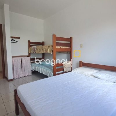 Casa com 450m², 8 quartos (sendo 3 suítes), 10 garagens, no bairro Ingleses em Florianópolis