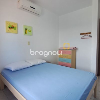 Casa com 450m², 8 quartos (sendo 3 suítes), 10 garagens, no bairro Ingleses em Florianópolis