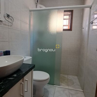 Casa com 450m², 8 quartos (sendo 3 suítes), 10 garagens, no bairro Ingleses em Florianópolis
