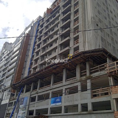 Apartamento com 91m², 3 quartos (sendo 1 suíte), 1 garagem, no bairro Pedra Branca em Palhoça
