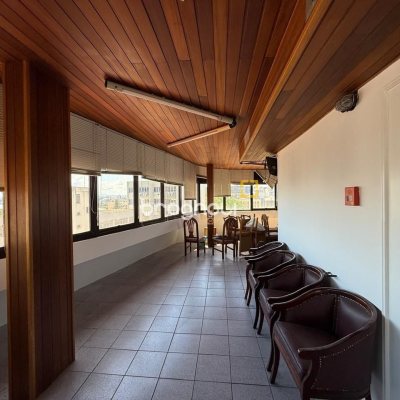 Sala com 191m², 5 garagens, no bairro Centro em Florianópolis