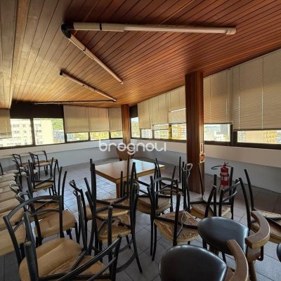 Sala com 191m², 5 garagens, no bairro Centro em Florianópolis