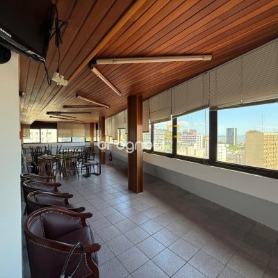 Sala com 191m², 5 garagens, no bairro Centro em Florianópolis