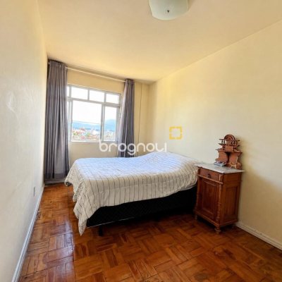 Apartamento com 57m², 2 quartos, 1 garagem, no bairro Coqueiros em Florianópolis