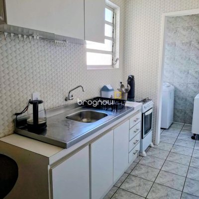Apartamento com 57m², 2 quartos, 1 garagem, no bairro Coqueiros em Florianópolis