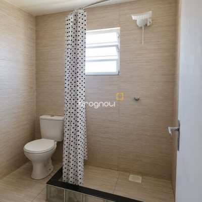 Apartamento com 57m², 2 quartos, 1 garagem, no bairro Coqueiros em Florianópolis