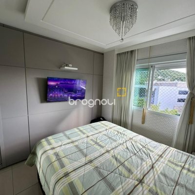 Apartamento com 94m², 3 quartos (sendo 1 suíte), 2 garagens, no bairro Itacorubi em Florianópolis
