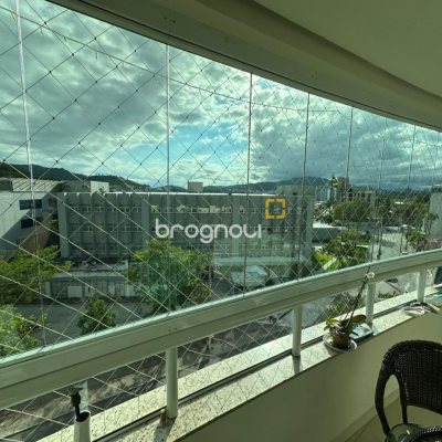 Apartamento com 94m², 3 quartos (sendo 1 suíte), 2 garagens, no bairro Itacorubi em Florianópolis