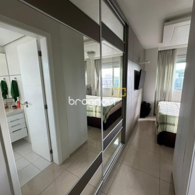 Apartamento com 94m², 3 quartos (sendo 1 suíte), 2 garagens, no bairro Itacorubi em Florianópolis