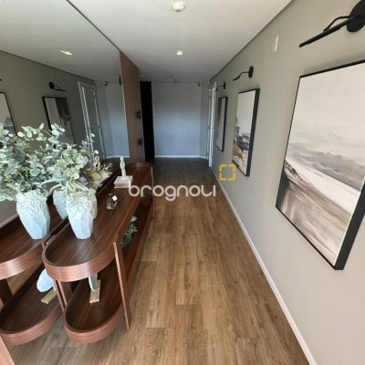 Apartamento com 94m², 3 quartos (sendo 1 suíte), 2 garagens, no bairro Itacorubi em Florianópolis