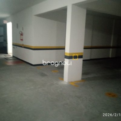 Cobertura com 213m², 3 quartos (sendo 3 suítes), 2 garagens, no bairro Barreiros em São José