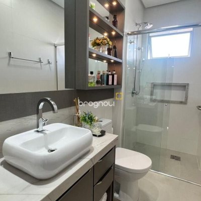 Apartamento com 119m², 2 quartos (sendo 1 suíte), 2 garagens, no bairro Nossa Senhora do Rosário em São José