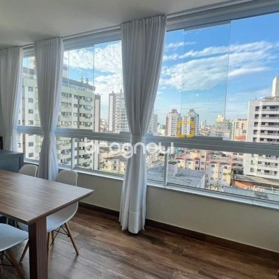 Apartamento com 119m², 2 quartos (sendo 1 suíte), 2 garagens, no bairro Nossa Senhora do Rosário em São José