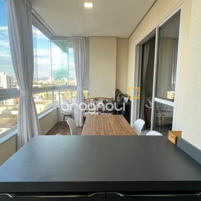 Apartamento com 119m², 2 quartos (sendo 1 suíte), 2 garagens, no bairro Nossa Senhora do Rosário em São José