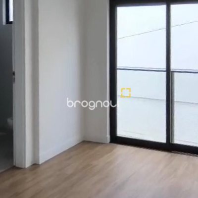 Apartamento com 73m², 2 quartos (sendo 1 suíte), 1 garagem, no bairro Monte Verde em Florianópolis