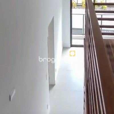 Apartamento com 73m², 2 quartos (sendo 1 suíte), 1 garagem, no bairro Monte Verde em Florianópolis