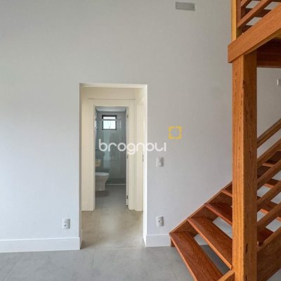 Apartamento com 74m², 2 quartos (sendo 1 suíte), 1 garagem, no bairro Monte Verde em Florianópolis
